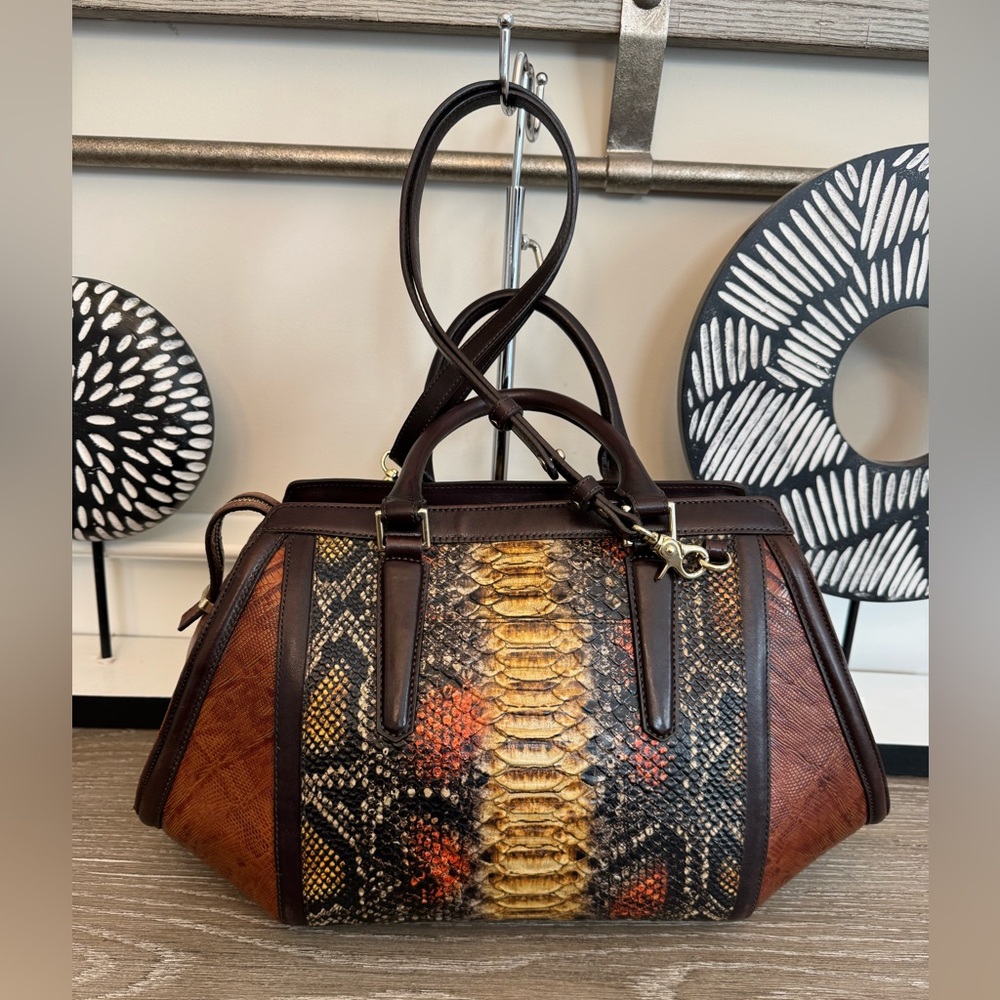 Brahmin Arden Satchel. - Picture 2 of 16